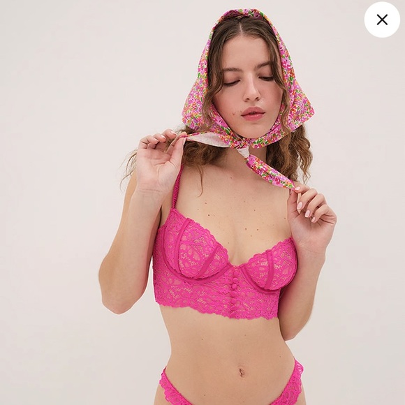 For Love and Lemons Butterfly‎ Lace Underwire Bra - Picture 1 of 7